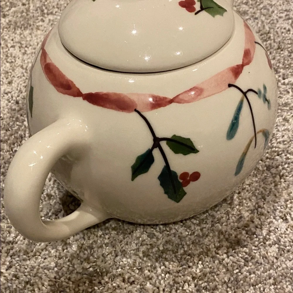 Hartstone charming ceramic